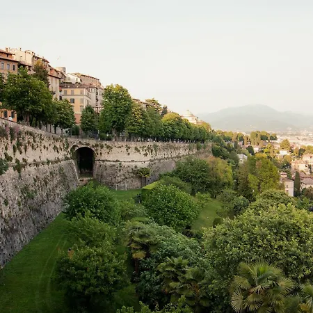 Apartment Bilocale Con Terrazzo E Garage In Centro *
