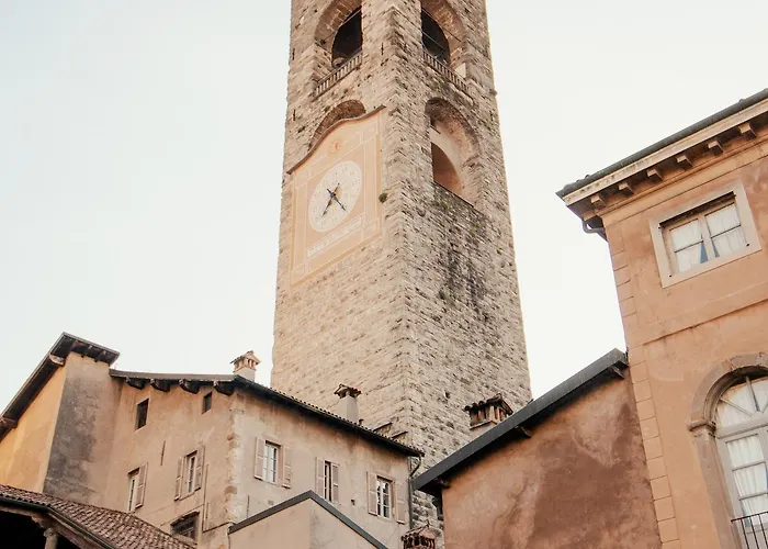 Bilocale Con Terrazzo E Garage In Centro