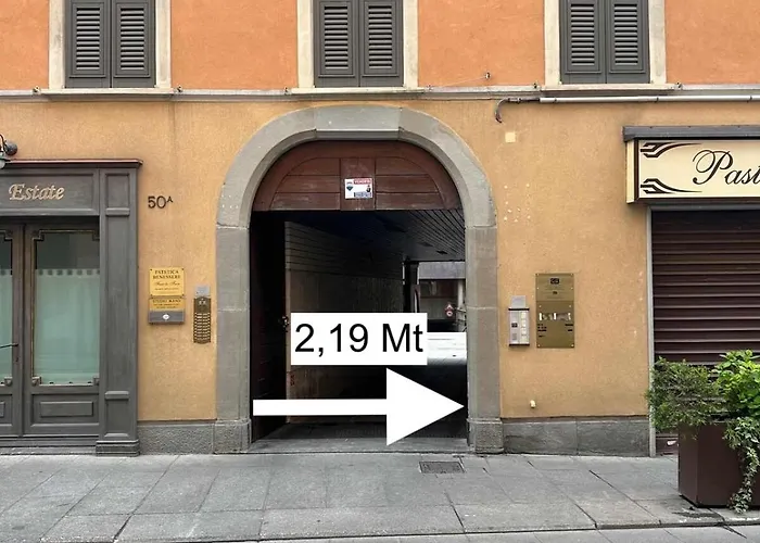 Apartment Bilocale Con Terrazzo E Garage In Centro Bergamo